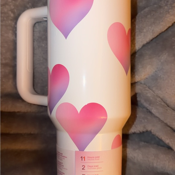 Stanley 40oz Frost Heart Gradient - Picture 2 of 2